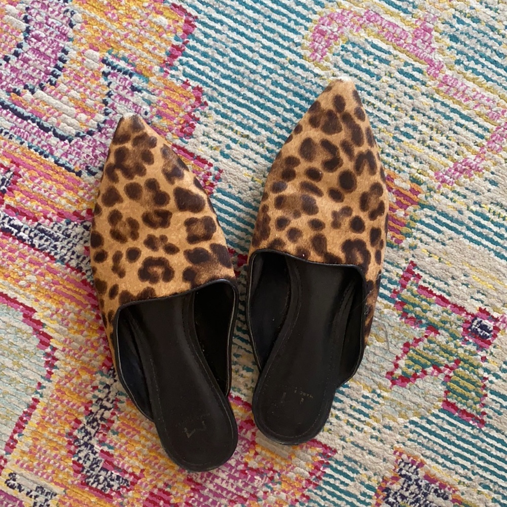 Marc Fisher Leopard slides